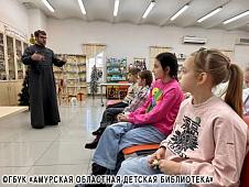 Рождественская встреча в семейном книжном клубе